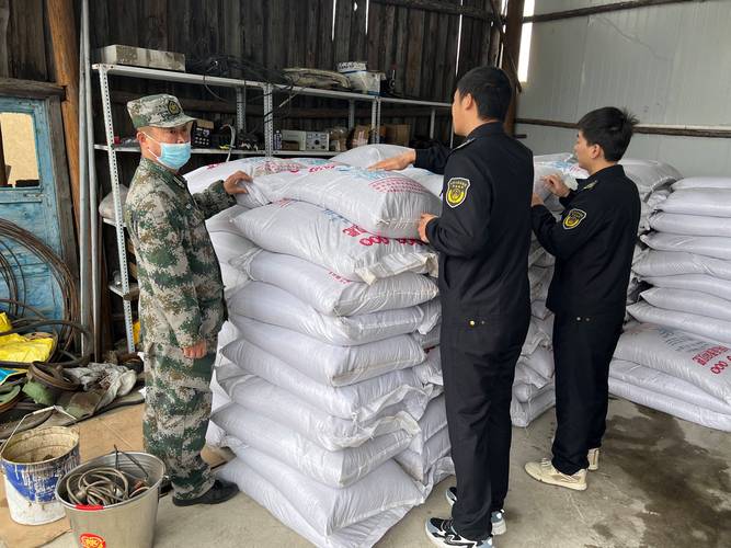 黑龙江漠河开展“农资打假保春耕”专项执法行动——严查化肥质量护航备耕生产